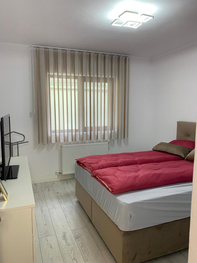 Ap Studio Caransebeş Extérieur photo