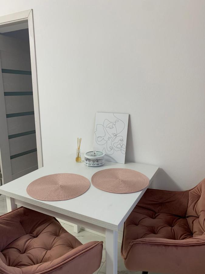 Ap Studio Caransebeş Extérieur photo
